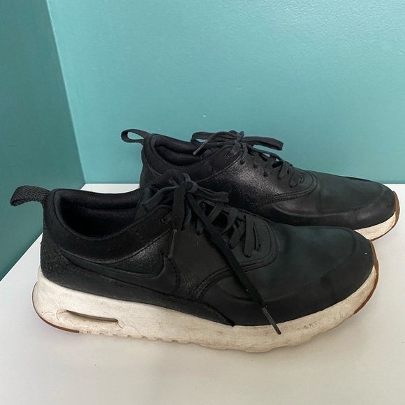 NIKE Air Max Thea Black Running Shoes, Women’s Size 8, Preloved - Picture 4 of 9
